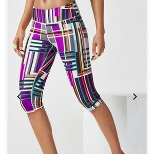 Fabletics Multicolored Plaid Athletic Cropped Capri Leggings Women's